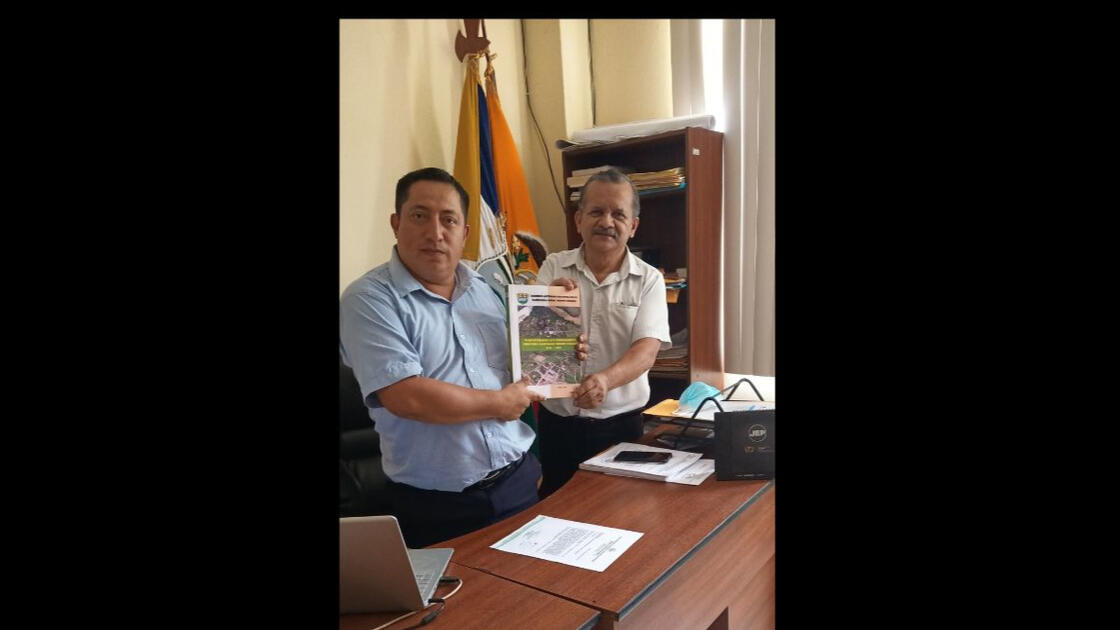 Entrega del PDOT 2019-2023 parroquia Triunfo-Dorado